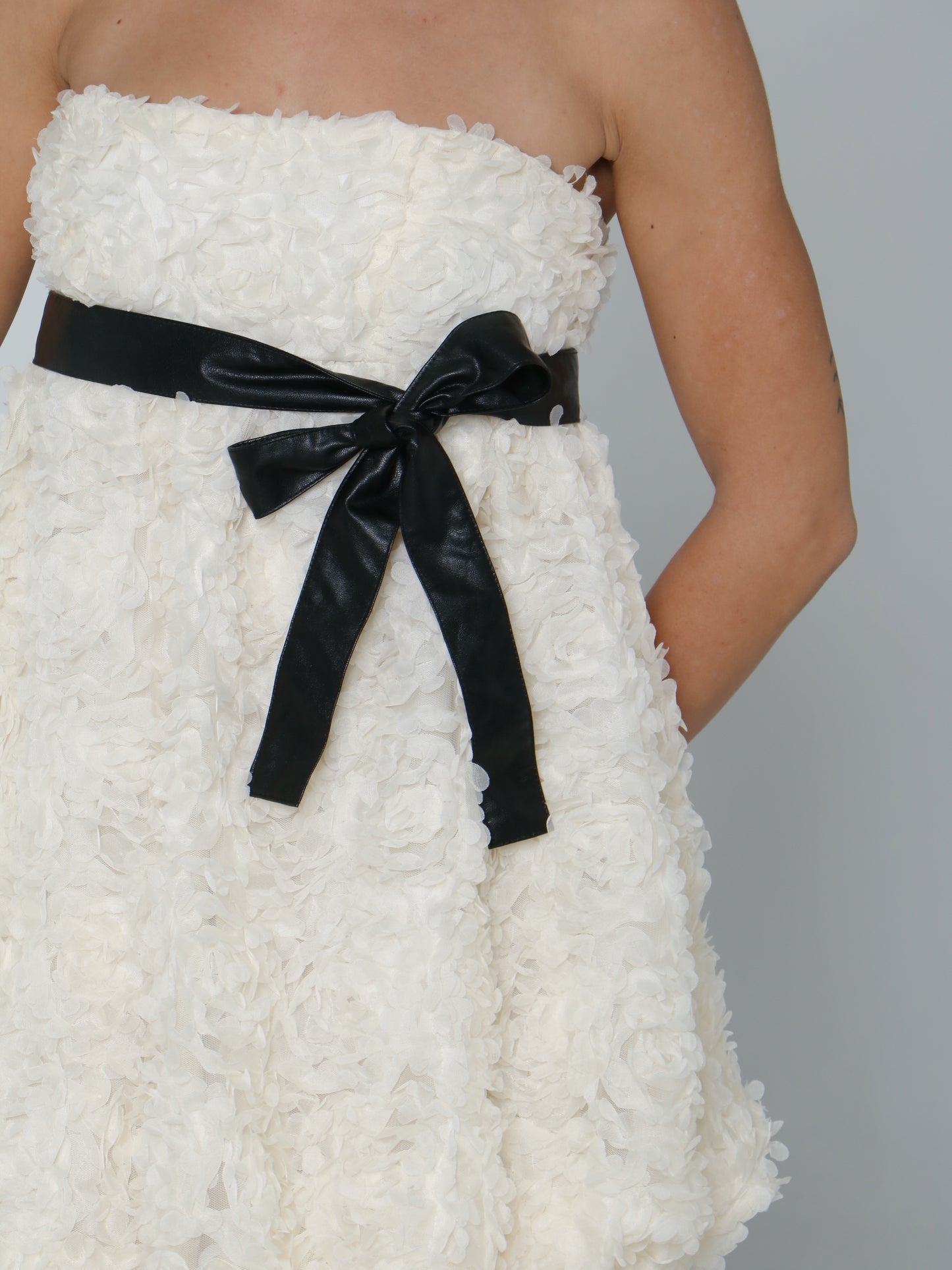 CREAM ROSETTE BABYDOLL DRESS
