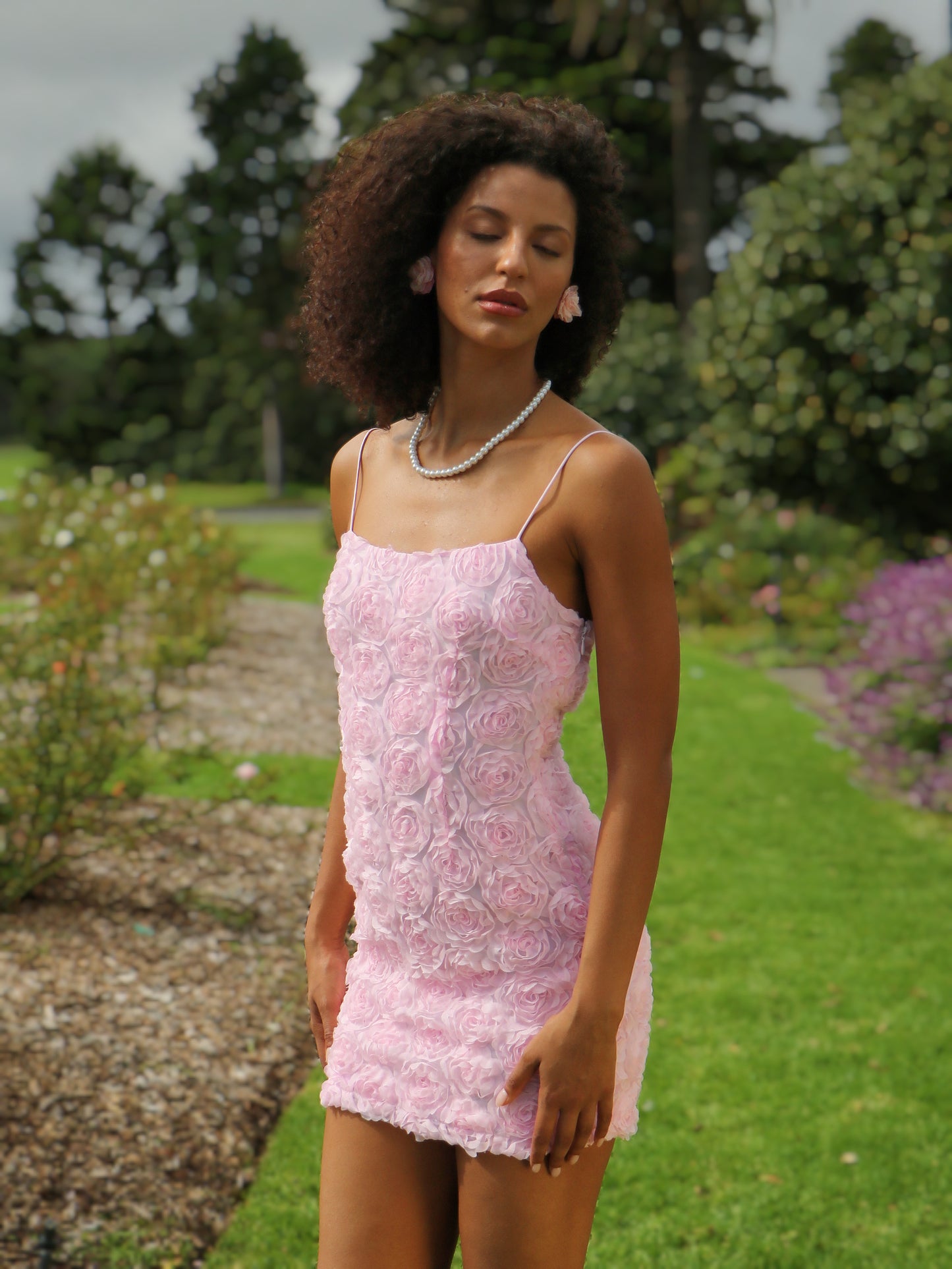 PINK ROSETTE BACKLESS DRESS