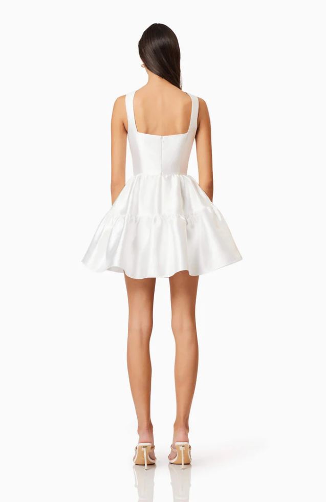 OLEANDER FIT AND FLARE DRESS IN WHITE