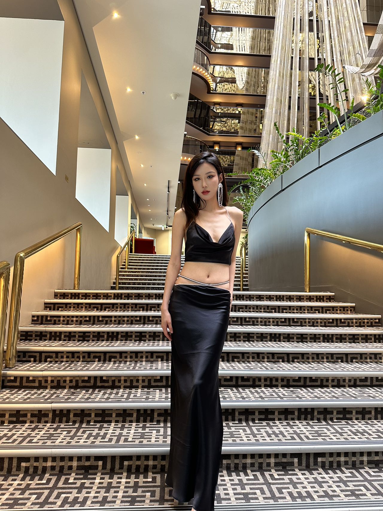SUSPENDED DRAPE SILK SATIN HALTERNECK TOP